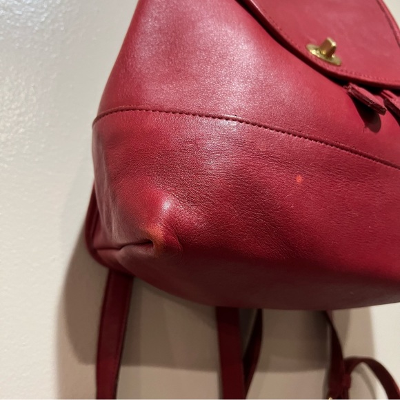 Vintage Coach Large Red Leather Daypack Backpack RARE - Picture 11 of 17